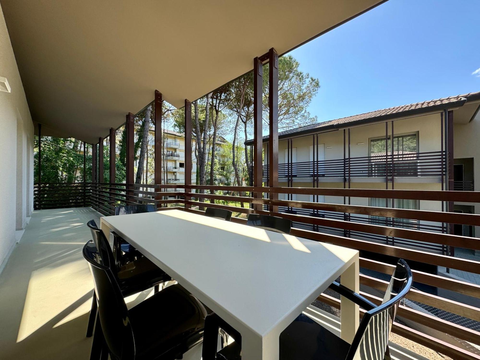 Prassitele Apartments Lignano Sabbiadoro Exteriör bild